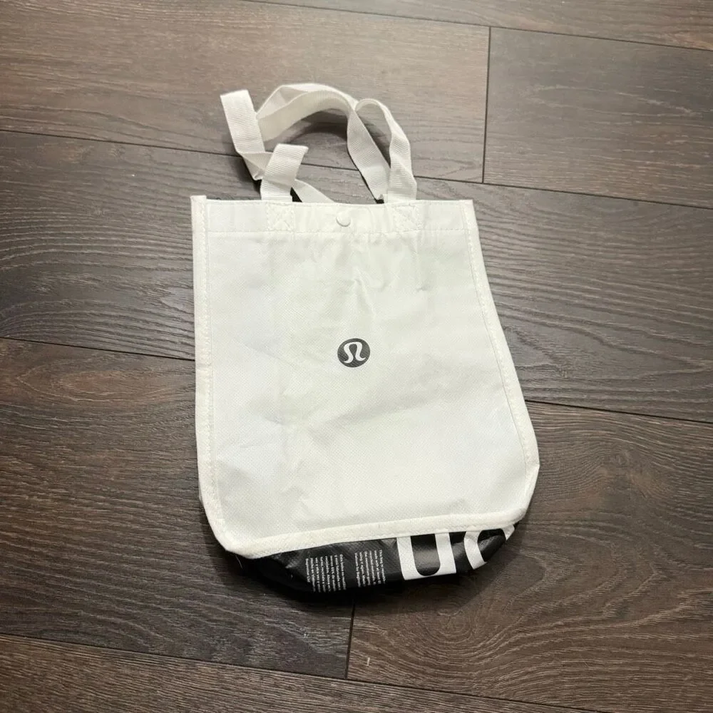 https poshmark.com listing osprey-fairpoint-backpack-5ada027efcdc31abea163e36 OSPREY | Bags | Osprey Farpoint 4 Travel Pack